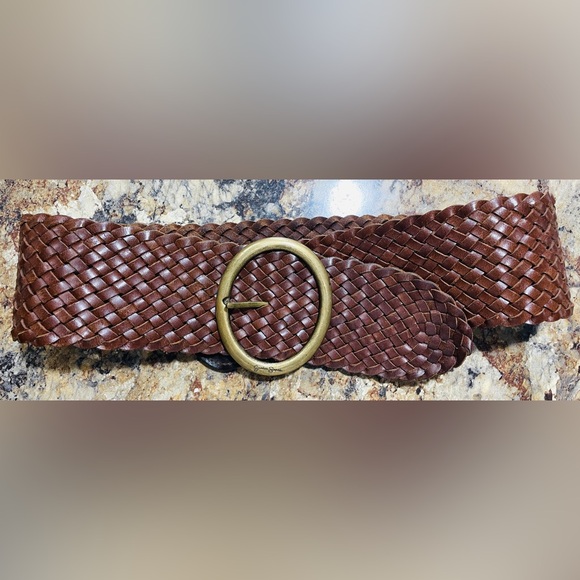 Wide Leather Belt - Picture 6 of 6